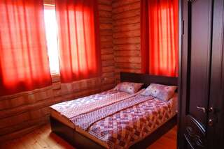 Гостевой дом Guest house Ozernaya Чолпон-Ата Двухместный номер с 1 кроватью или 2 отдельными кроватями-3